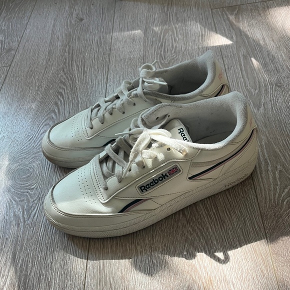 Reebok Club C85 Vintage Pink and Green Size 7.5 Women’s Vegan leather - Picture 2 of 8